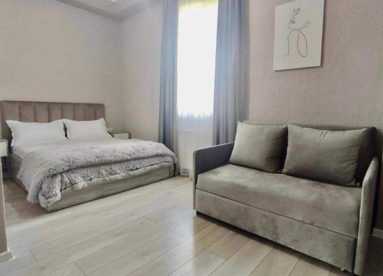 Guest House Nima Koutaïssi Extérieur photo