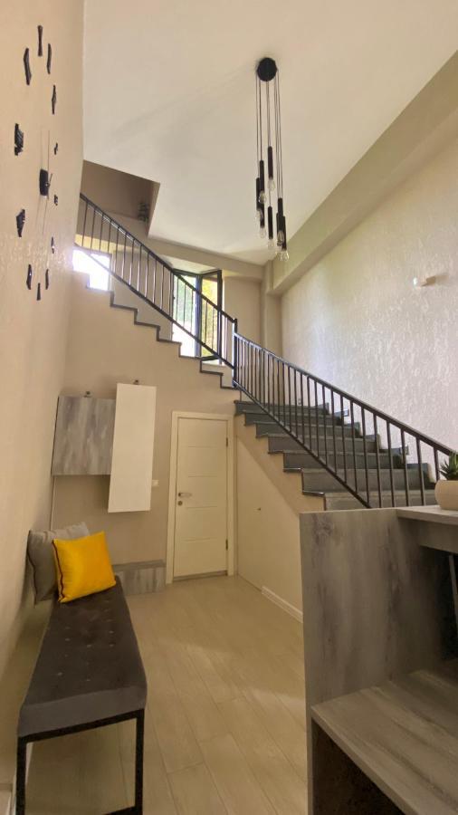 Guest House Nima Koutaïssi Extérieur photo
