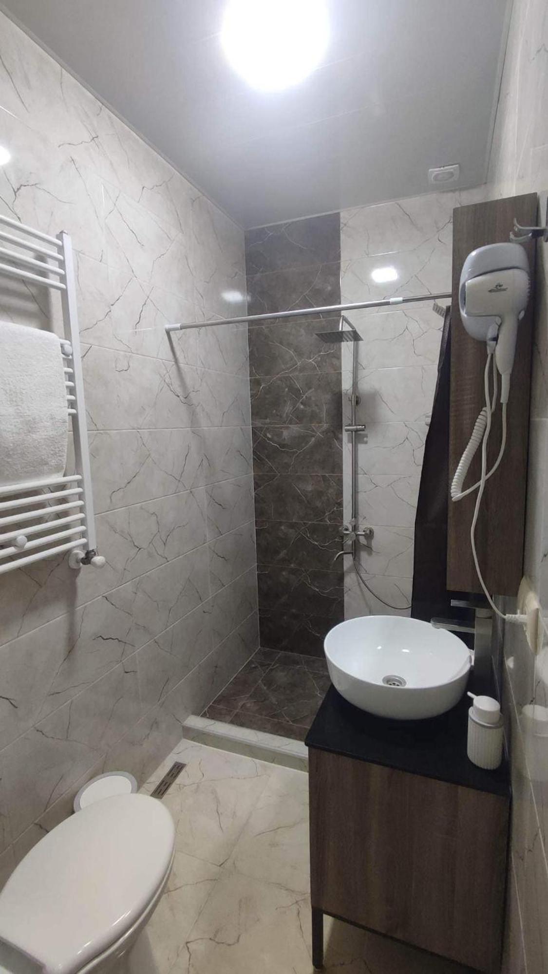 Guest House Nima Koutaïssi Extérieur photo